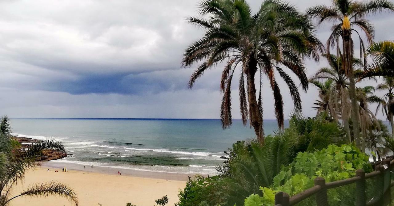 Laguna 75 Uvongo Beach Eksteriør bilde